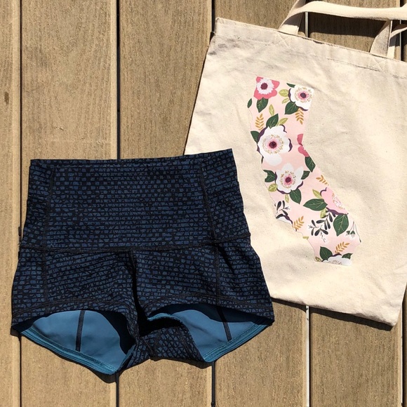 lululemon athletica Pants - Black and Blue Lululemon Boogie Shorts